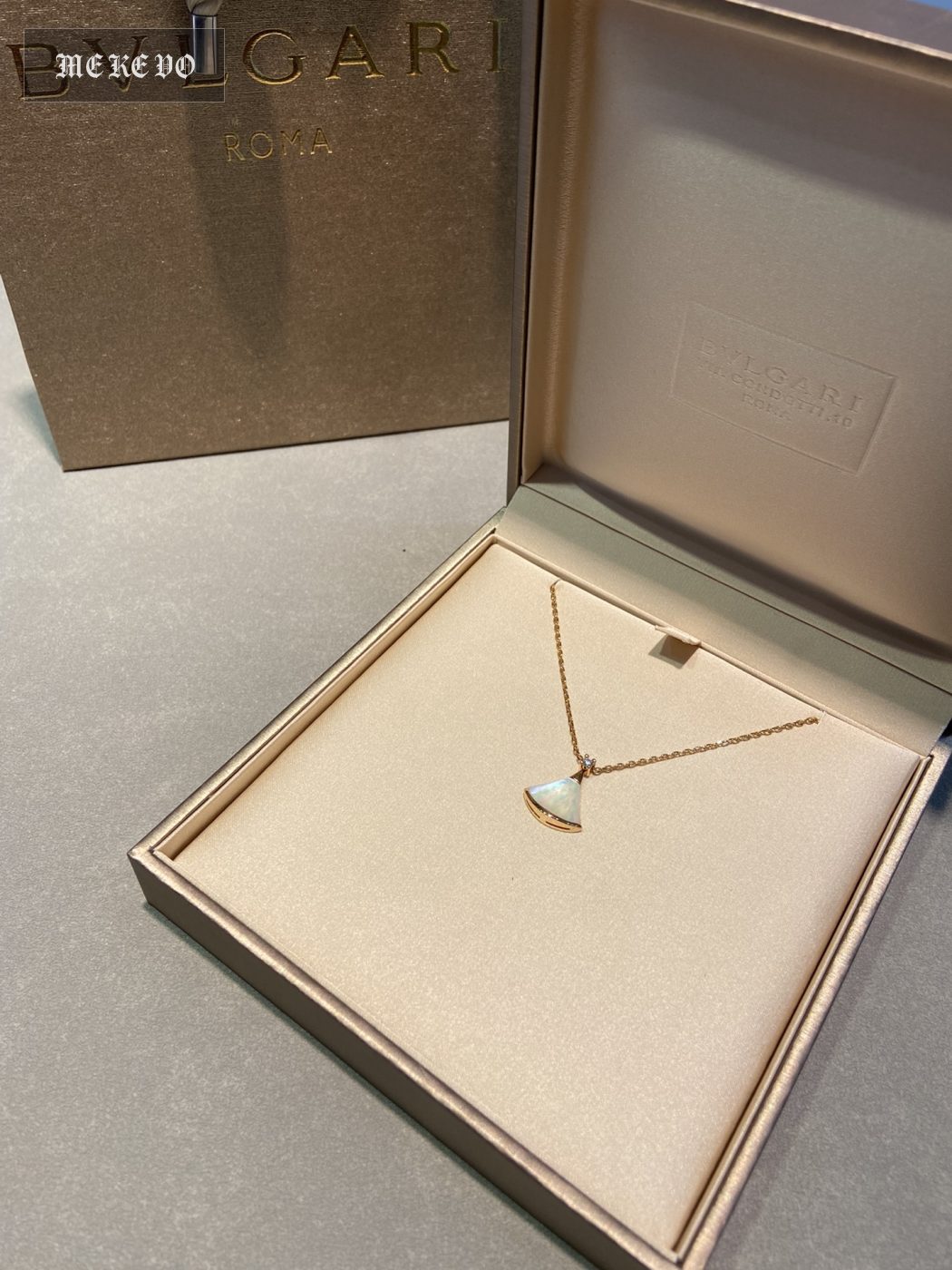 Bvlgari necklace