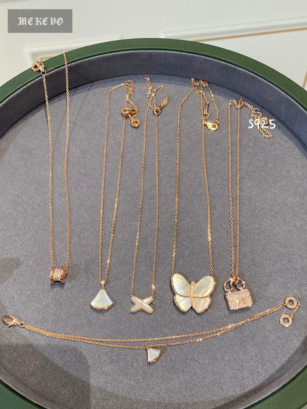 VCA Necklace