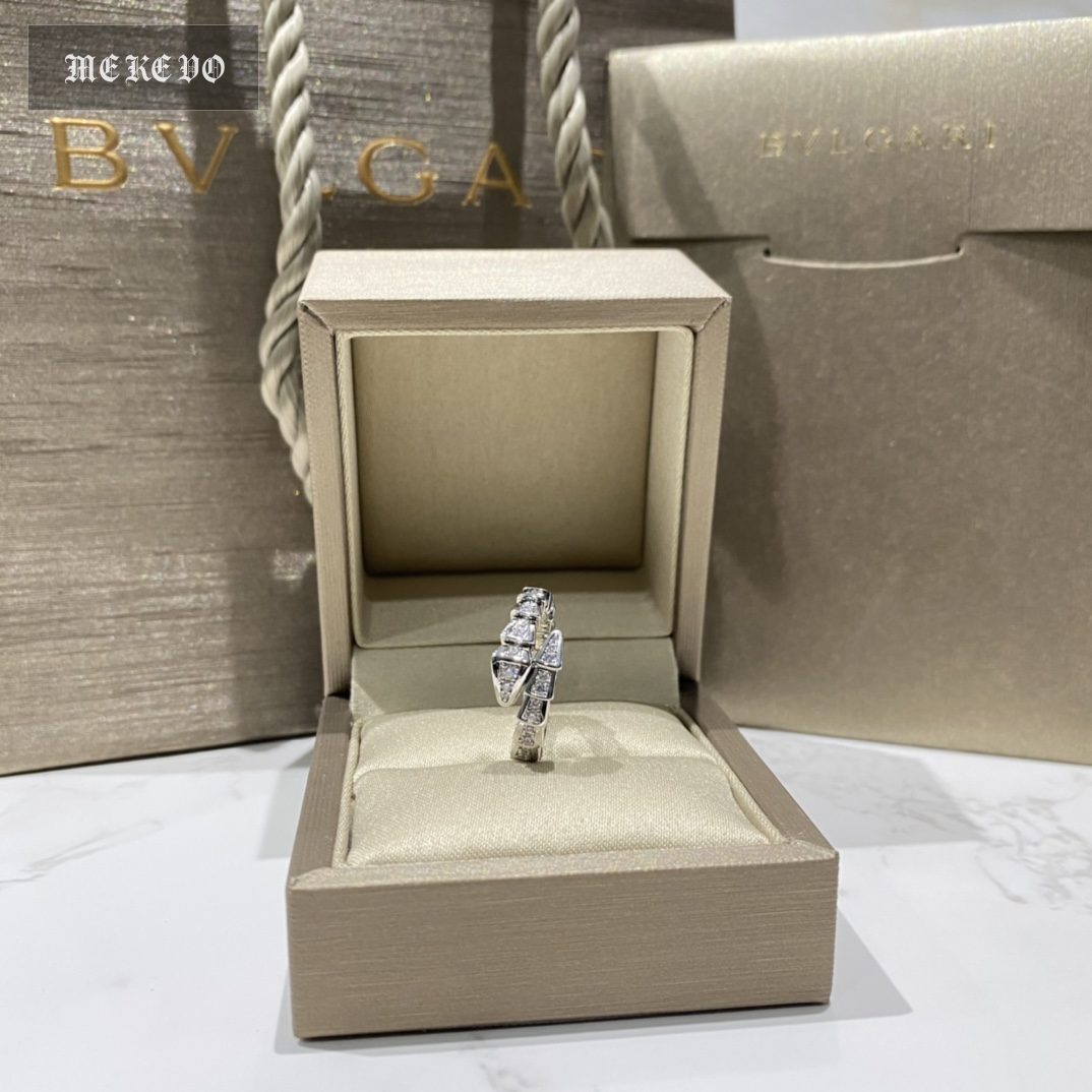 Bvlgari ring