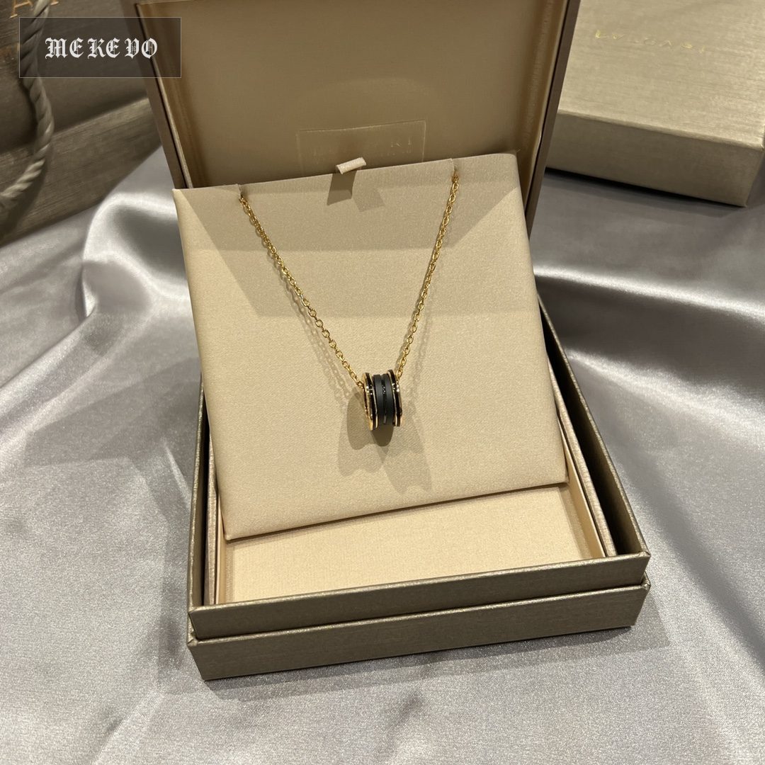 Bvlgari necklace