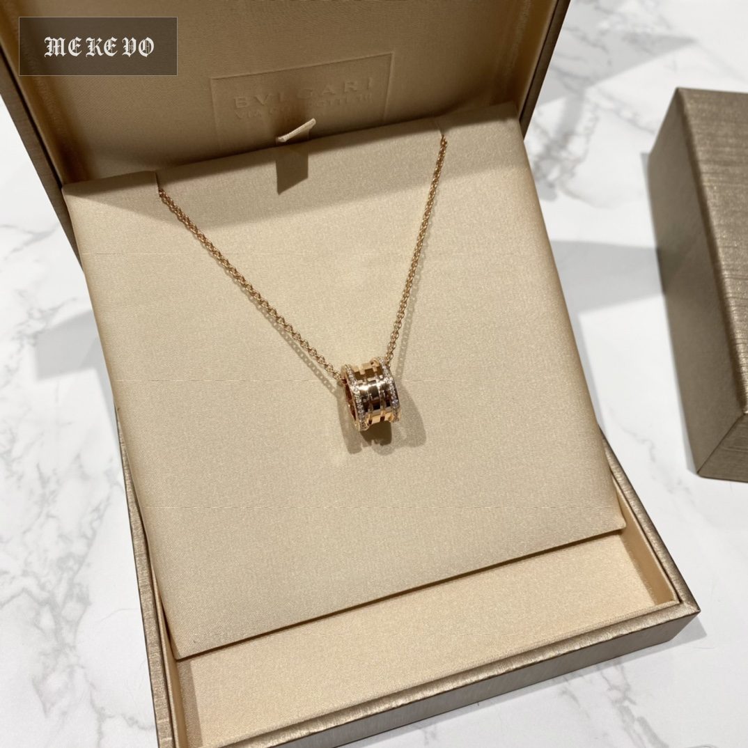 Bvlgari necklace