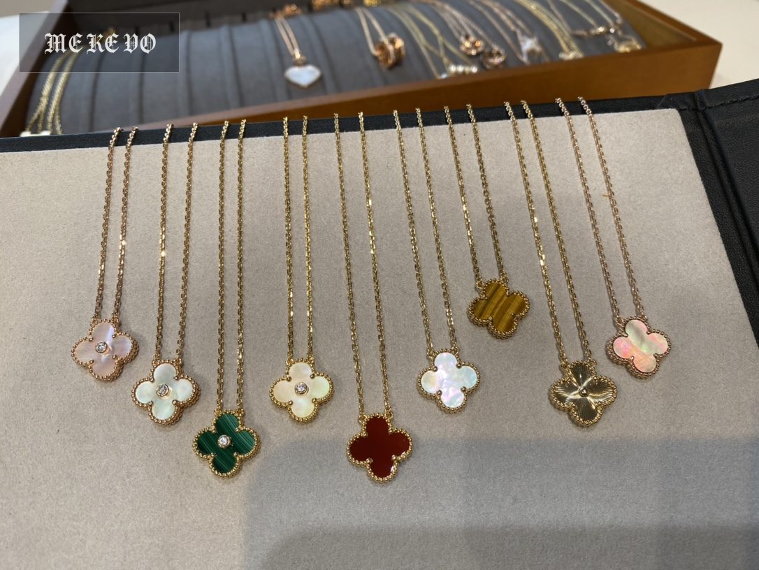 VCA Necklace