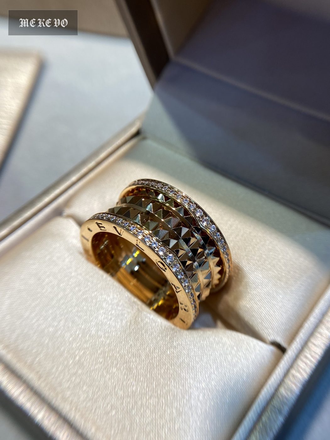 Bvlgari ring