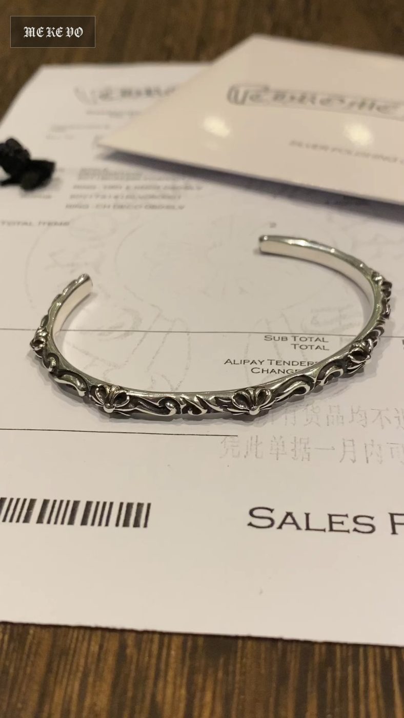Bracelets & Bangles