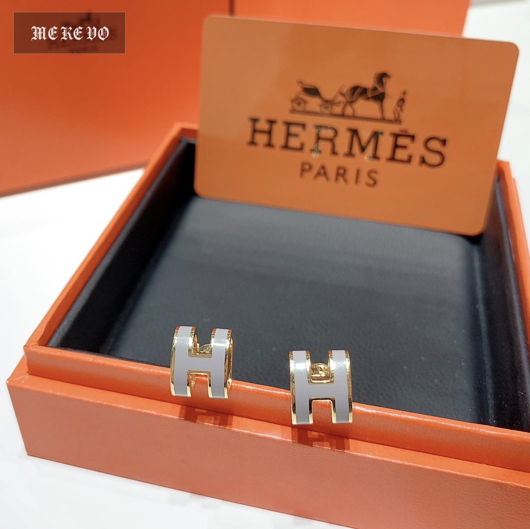 H Necklace