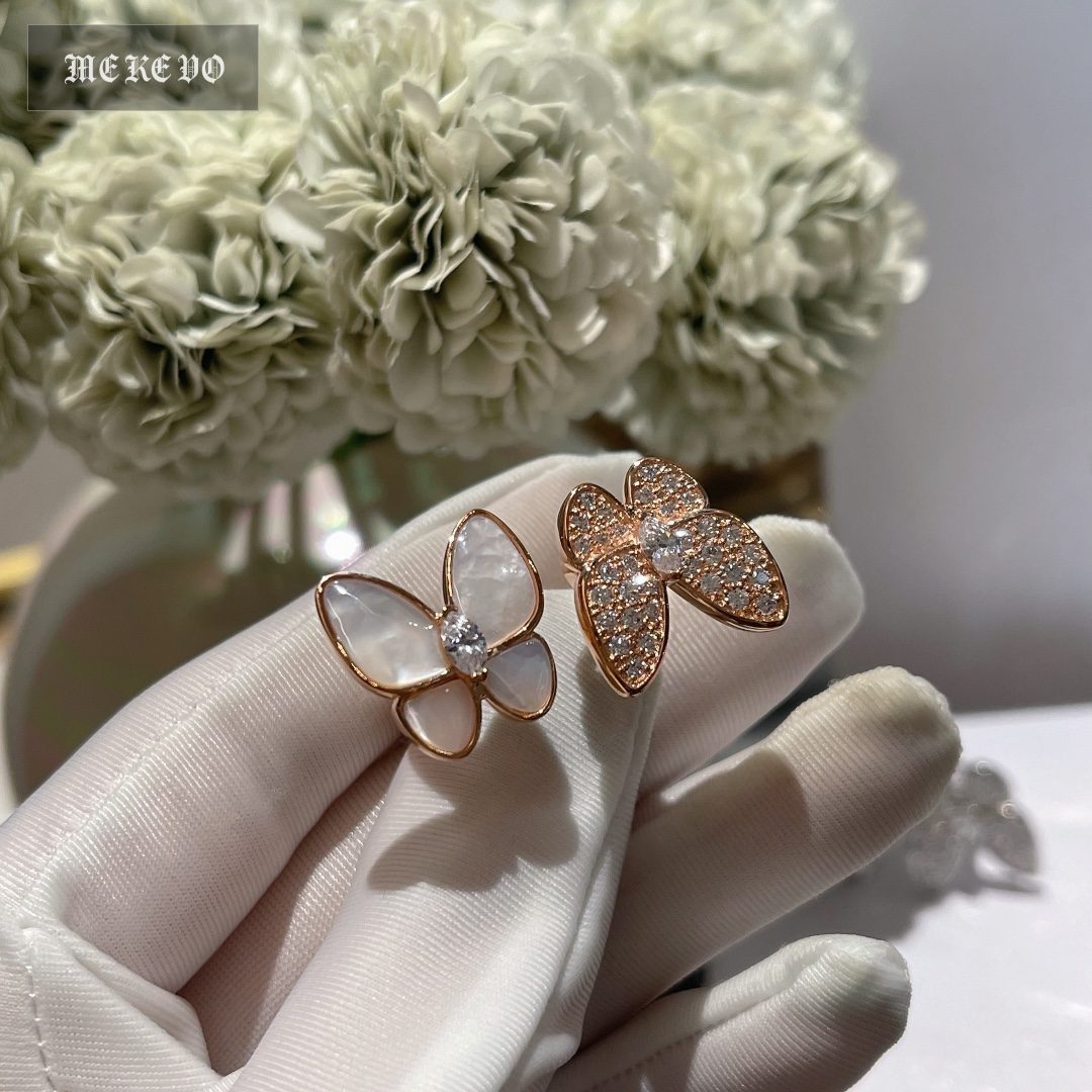 VCA Ring