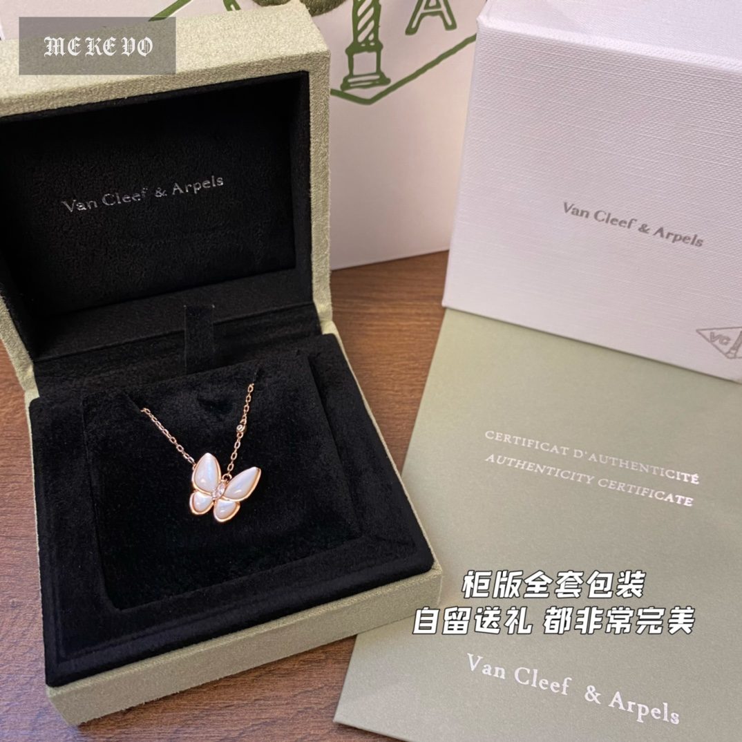 VCA Necklace