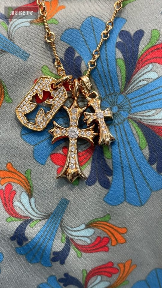Custom Gold-Plated Diamond Setting, Necklace Pendant